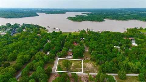 4 E 1167 Road, Eufaula, OK 74432