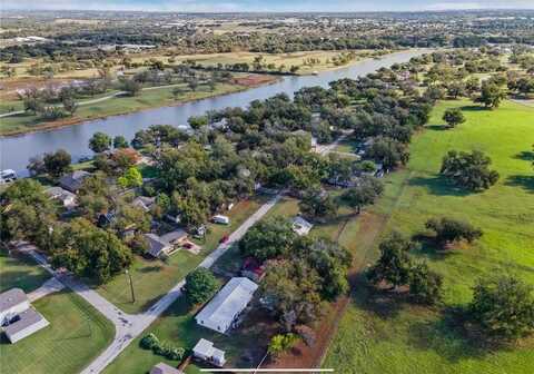 344 Hillcroft Drive, Weatherford, TX 76087