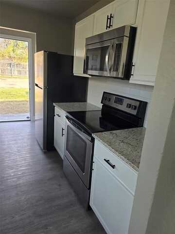 2331 Lido Lane, Arlington, TX 76015