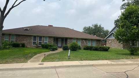2721 Timberleaf Drive, Carrollton, TX 75006