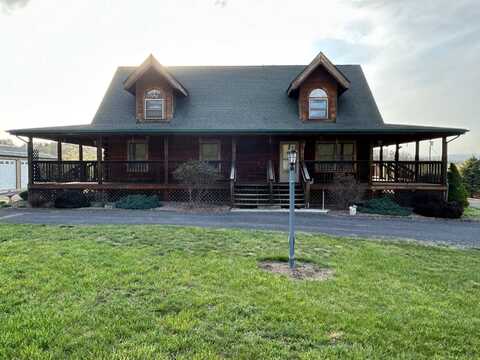 73 Adkins Landing, Petersburg, WV 26847