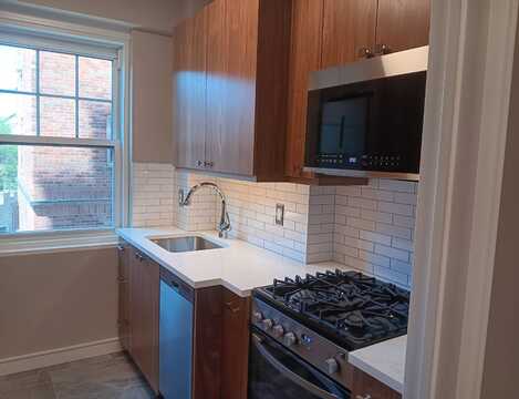 120 CABRINI BLVD, New York, NY 10033