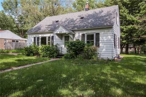 819 Maple Street, Chippewa Falls, WI 54729