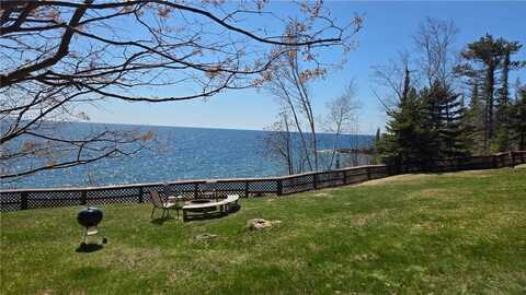 6626 W Highway 61, Tofte, MN 55615