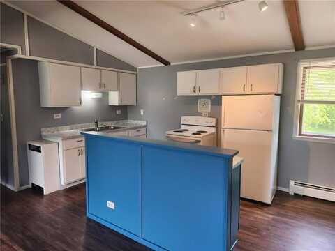 255 6th Avenue NE, Hutchinson, MN 55350