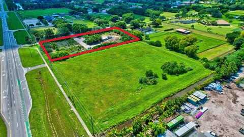 10069 La Reina Road, Delray Beach, FL 33446