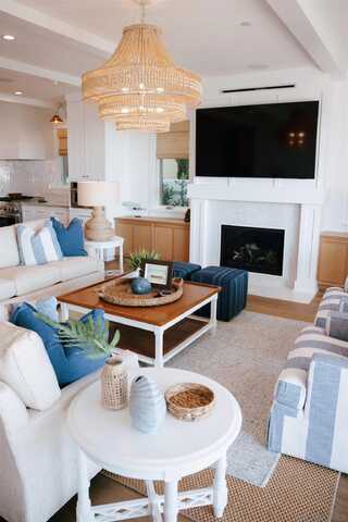 1057 Ocean Blvd, Coronado, CA 92118