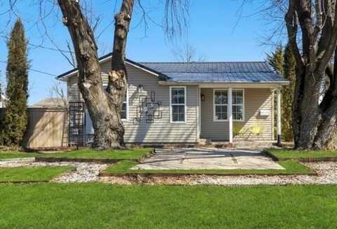 706 NW B ST, Bentonville, AR 72712