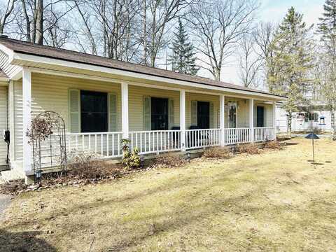 103 Seneca Trail, Prudenville, MI 48651