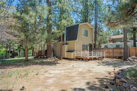 395 Los Angeles Avenue, Sugarloaf, CA 92386