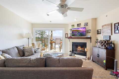 222 Park Place Lane unit: 2C, Kaiser, MO 65047