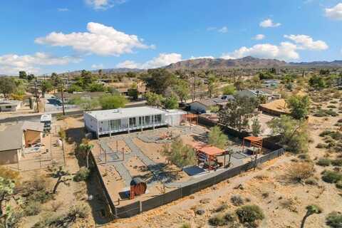 6946 Lennox Avenue, Yucca Valley, CA 92284