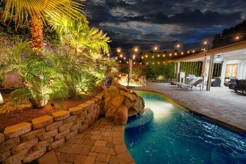 57 Laken Lane, Palm Desert, CA 92211