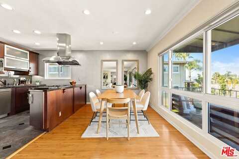 3756 Lockland Dr, Los Angeles, CA 90008