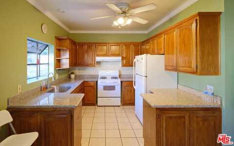 1616 W 24th St, Los Angeles, CA 90007