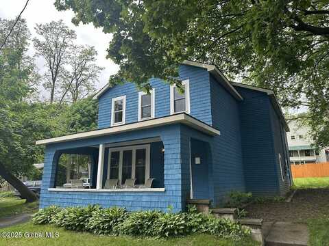 187 Maple Avenue, Saratoga Springs, NY 12866