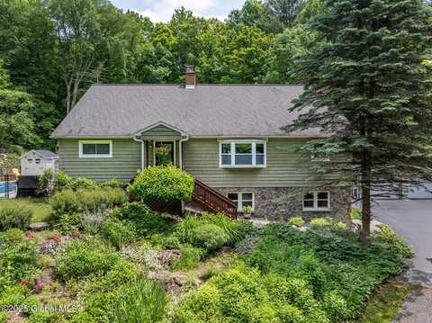 42 Priest Road, Salem, NY 12865