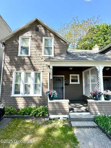21 Bonheim Street, Albany, NY 12204