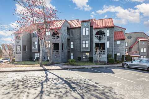 9035 J M Keynes Drive unit: 33, Charlotte, NC 28262