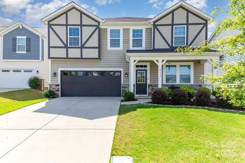 19113 Hawk Haven Lane, Charlotte, NC 28278