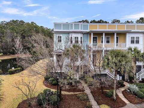 2032 Amenity Park Drive, Mount Pleasant, SC 29466