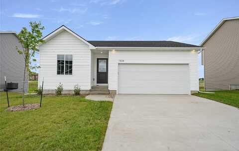 1504 E Girard Avenue, Indianola, IA 50125