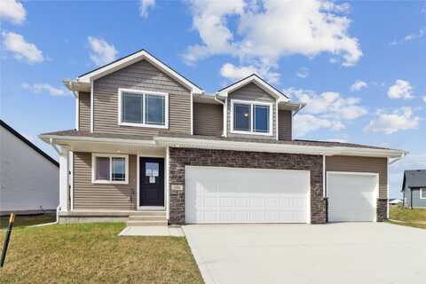 690 NW Rosemont Drive, Waukee, IA 50263