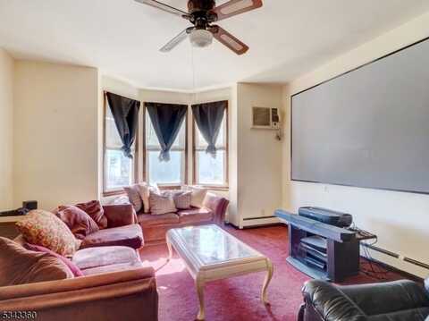 42 Lawrence St, Bloomfield, NJ 07003