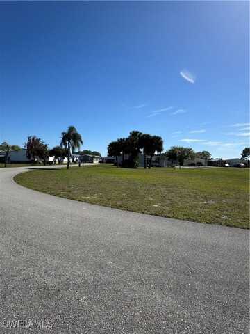 814 Big Branch Lane NW, Moore Haven, FL 33471