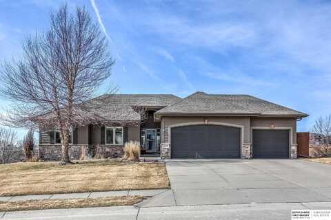 6070 N 155th Avenue, Omaha, NE 68116