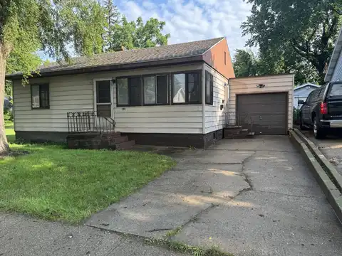 938 W Southern Avenue, Muskegon, MI 49441