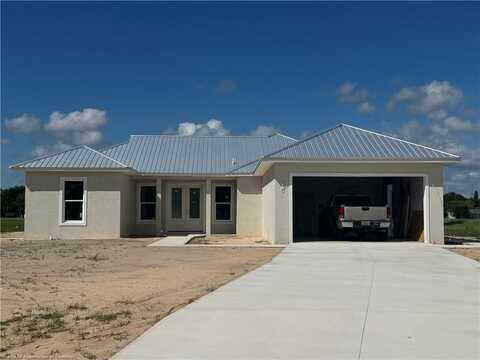 817 Woodmont Street, Sebring, FL 33876