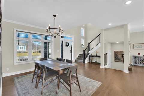 132 SE Riley Street, Blue Springs, MO 64064