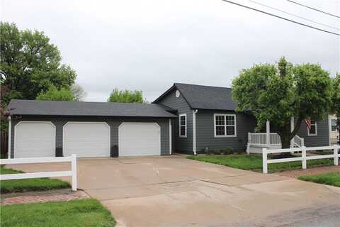 211 S Jefferson Street, Frontenac, KS 66763