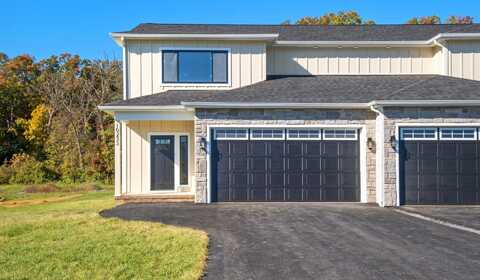 10233 DALMATIAN DR, MCGAHEYSVILLE, VA 22840