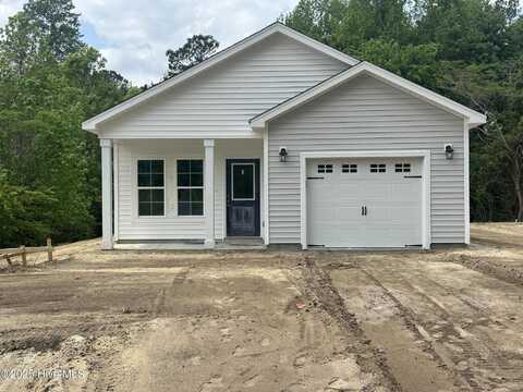 410 Hadnot Avenue, Maysville, NC 28555