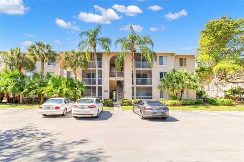 13771 Oneida Dr, Delray Beach, FL 33446