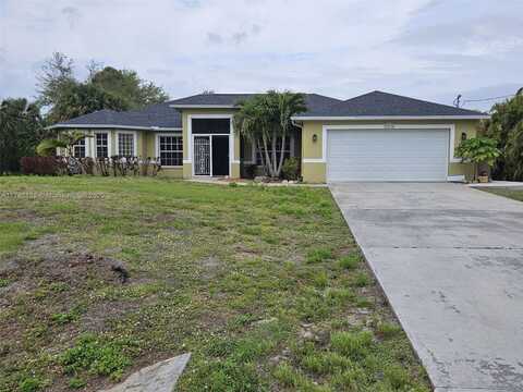 713 Palmetto, Lehigh Acres, FL 33972