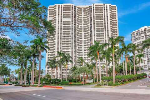 21205 Yacht Club Dr, Aventura, FL 33180
