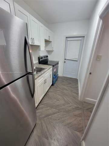 undefined, Hollywood, FL 33021