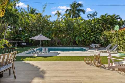 840 NE 72nd Ter, Miami, FL 33138