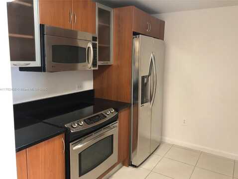 2775 NE 187th St, Aventura, FL 33180