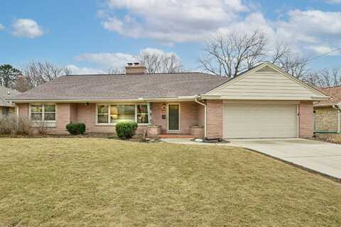 853 N 73rd St, Wauwatosa, WI 53213