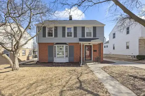 604 Pleasant View St, Milwaukee, WI 53226