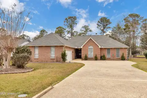 7435 Mahalo Hui Drive, Diamondhead, MS 39525