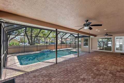 902 MARCO DRIVE NE, Saint Petersburg, FL 33702