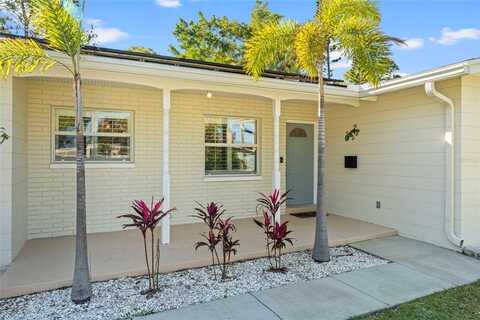9016 BAY STREET NE, Saint Petersburg, FL 33702