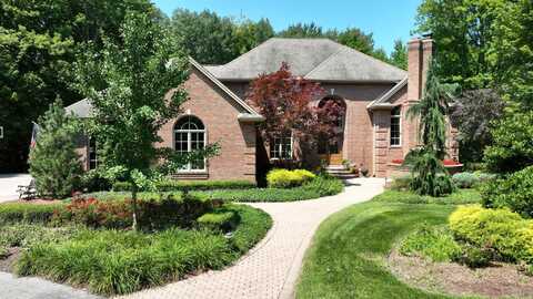 2225 N Yasimin, Midland, MI 48642