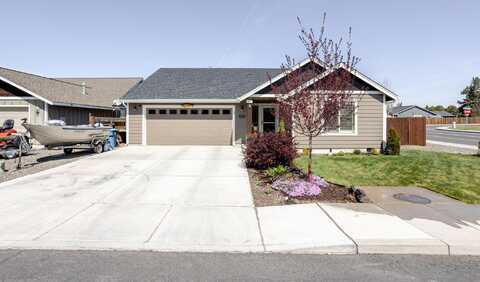2751 SW Obsidian Lane, Redmond, OR 97756