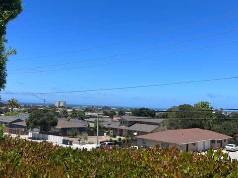 1055 Olympic LN 16, SEASIDE, CA 93955